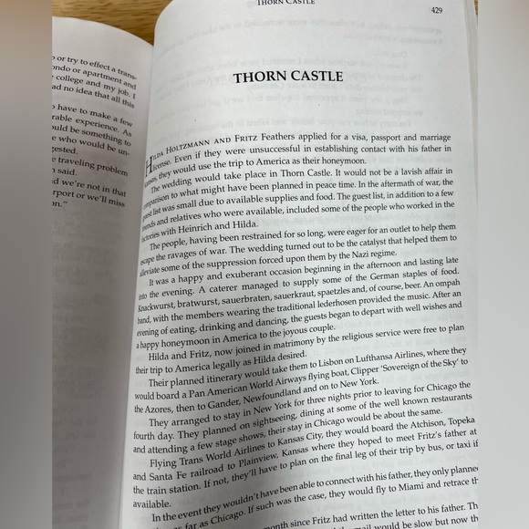 Thorn Castle by Robert Dornburg Autographed Copy 2005 Trafford Publishing - Picture 8 of 12